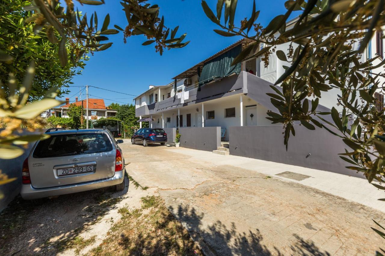 Petra Modern Apartment With Free Parking And Bbq Zadar Exterior photo